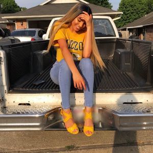 Meet your Posher, Olivia